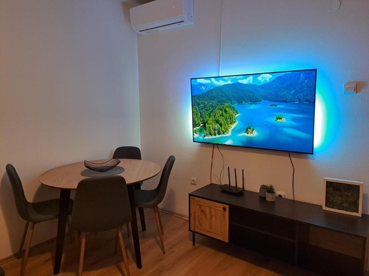 Apartmensts Arsen 928 Pula Exterior photo