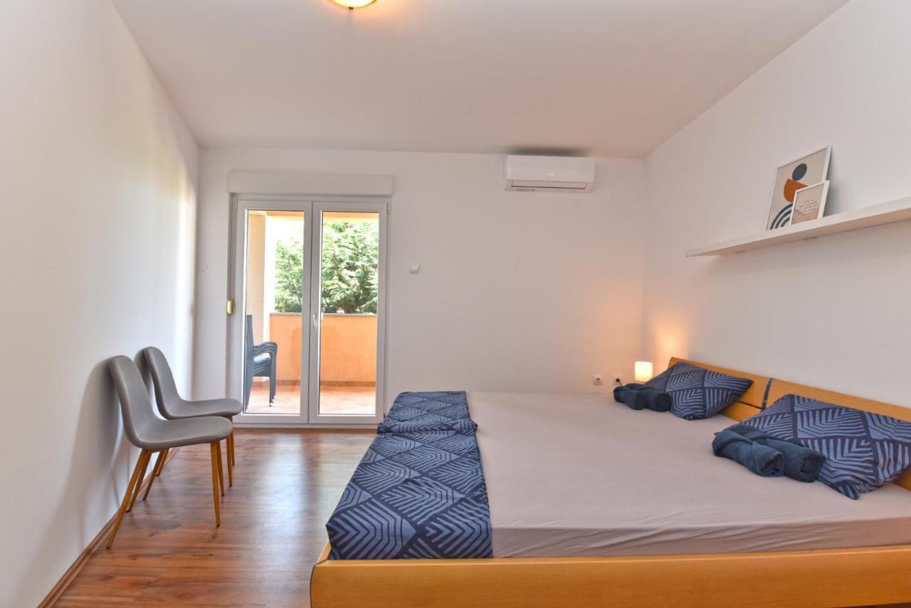 Apartmensts Arsen 928 Pula Exterior photo