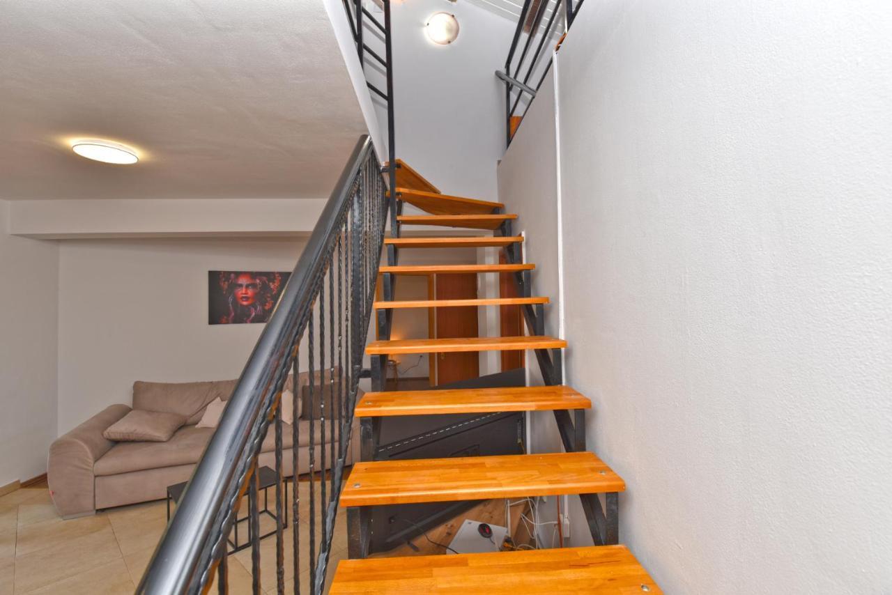 Apartmensts Arsen 928 Pula Exterior photo